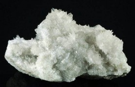 江西硬硼钙石
